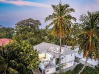 SIS Tourist Villa