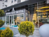 A Royal Suit Hotel 