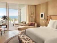 Four Seasons Hotel and Residences Fort Lauderdale 5*