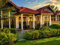 BORNEO BEACH VILLAS