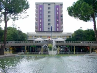 Regina 3*
