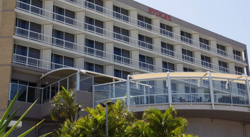 Rydges Gladstone 4*