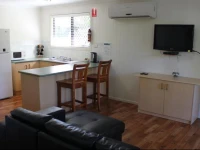 Sanctuary Lakes Fauna Retreat 3*