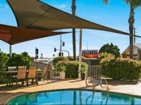 Sunray Motor Inn 3*