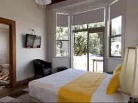 Accommodation Ahi Kaa 4*