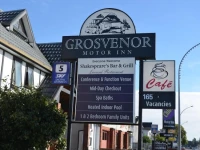 Sails Motor Inn 4*