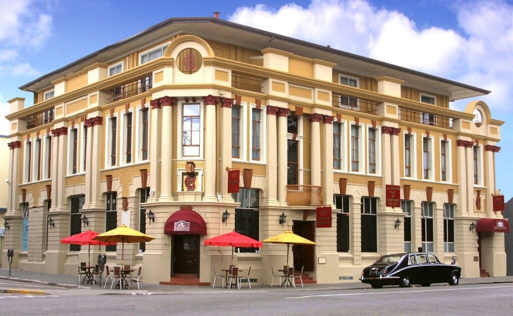 The County Hotel 5*