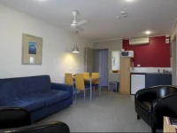 Landmark Manor 4*