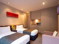 Highview Apartments 5*