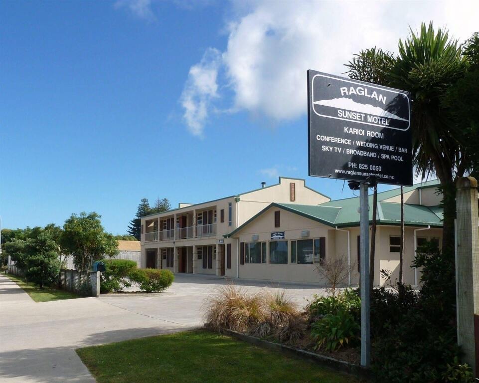Raglan Sunset Motel 2*
