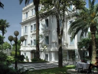 Hotel Flora 4*