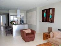The Strand Luxury Condominiums 4*