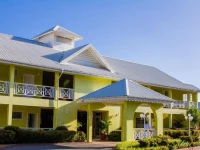 Bay Gardens Hotel 4*