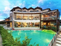 Cosmopolitan Hotel and Spa 4*