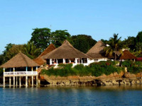 Hakuna Matata Beach Lodge & Spa