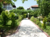 Kapsaskis Studios 2*