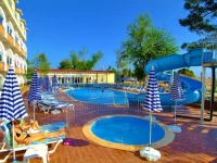 Aperion Beach Hotel 4*