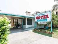 Hibiscus Motel 3*