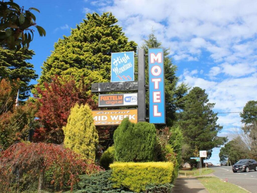 High Mountains Motor Inn 3*