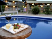 Statesman Motor Inn 3*