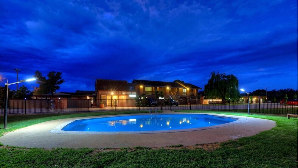 Motel Meneres 3*