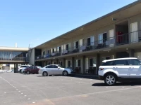 Karinga Motel 4*