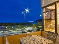 Lornebeach Apartments 4*