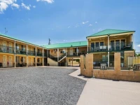 Soldiers Motel 2*