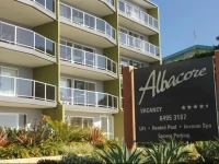 Albacore Apartments 4*