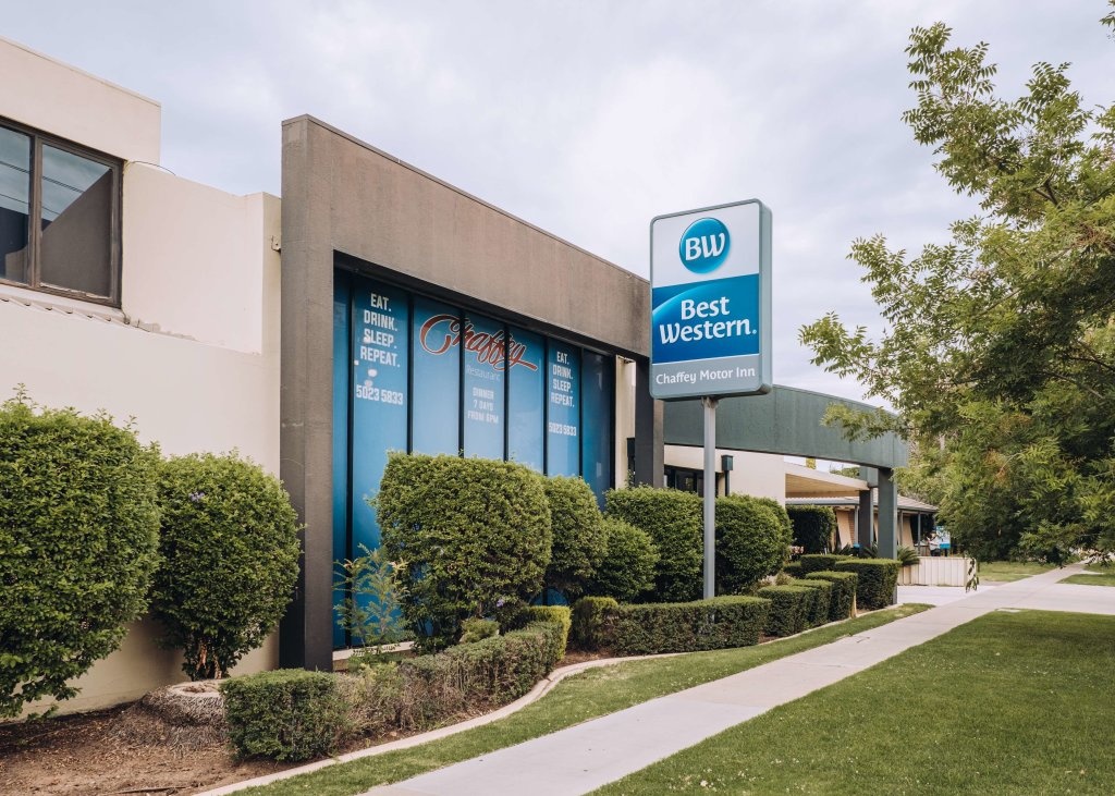 Best Western Chaffey International Motor Inn 4*