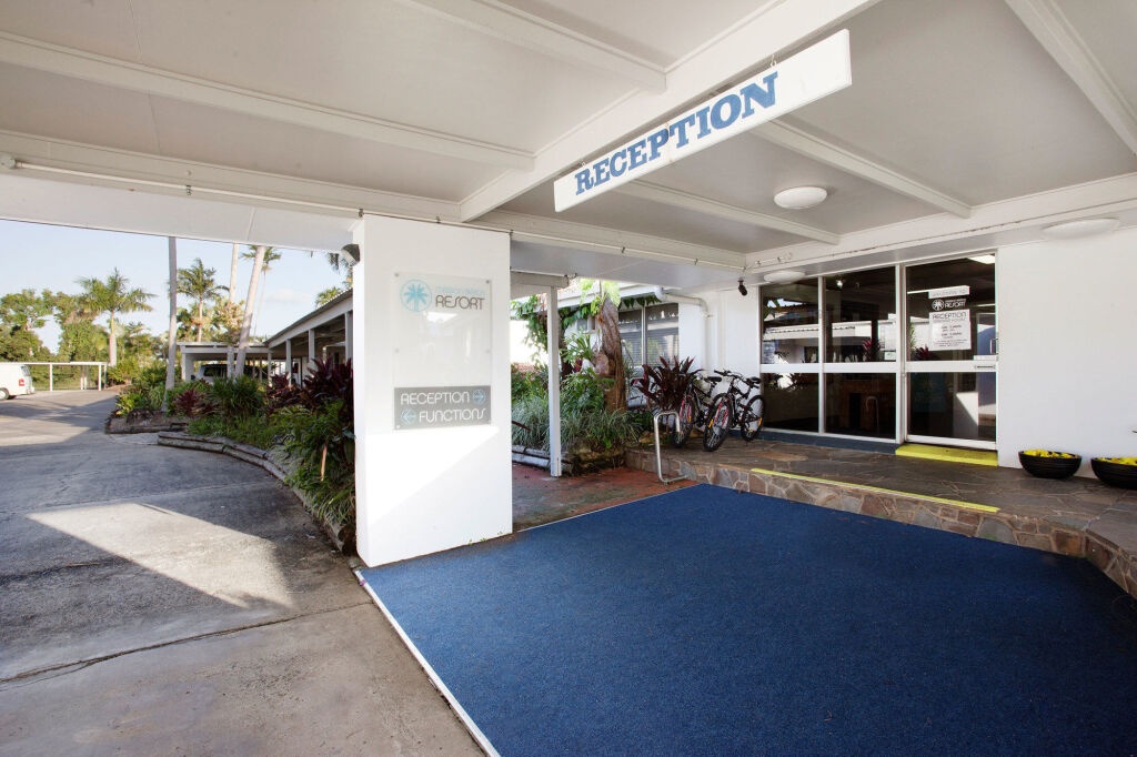 Mission Beach Resort 3*