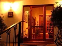 Cricklewood Cottage 2*