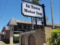 In Town Motor Inn 3*