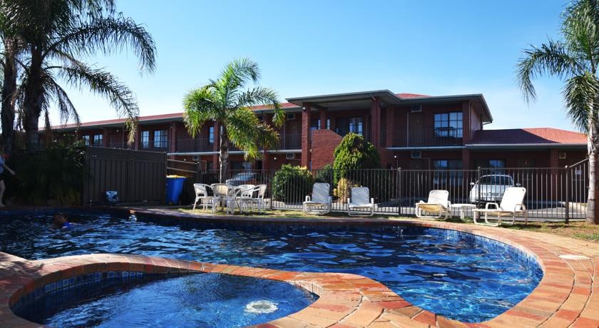 Comfort Inn Peppermill 3*
