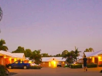 Emerald Maraboon Motor Inn 4*