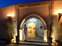 Dar Dhiafa Hotel 4*