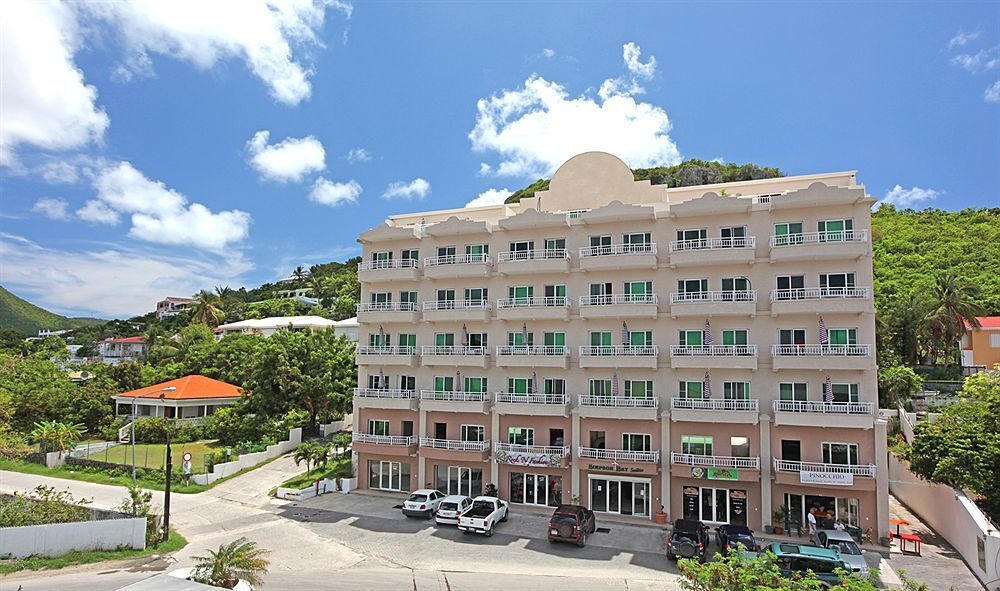 Simpson Bay Suites 3*