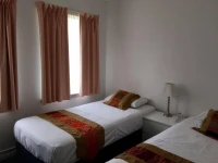 Hobart Apartments 3*