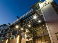Avenue Plaza Hotel 3*