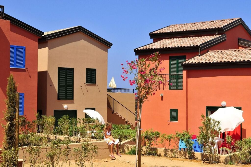 Les Terrasses De Lozari 3*