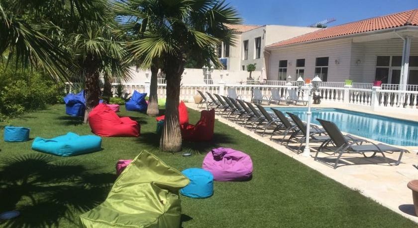 Hotel Le Mejean 2*