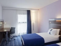 Holiday Inn Express Marseille Saint Charles 3*