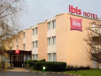 Ibis Rambouillet 2*