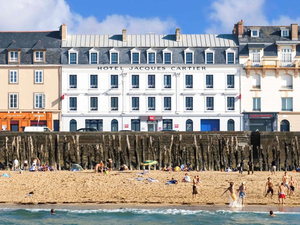 Ibis Saint Malo Plage 3*