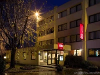 Ibis Chambery 2*