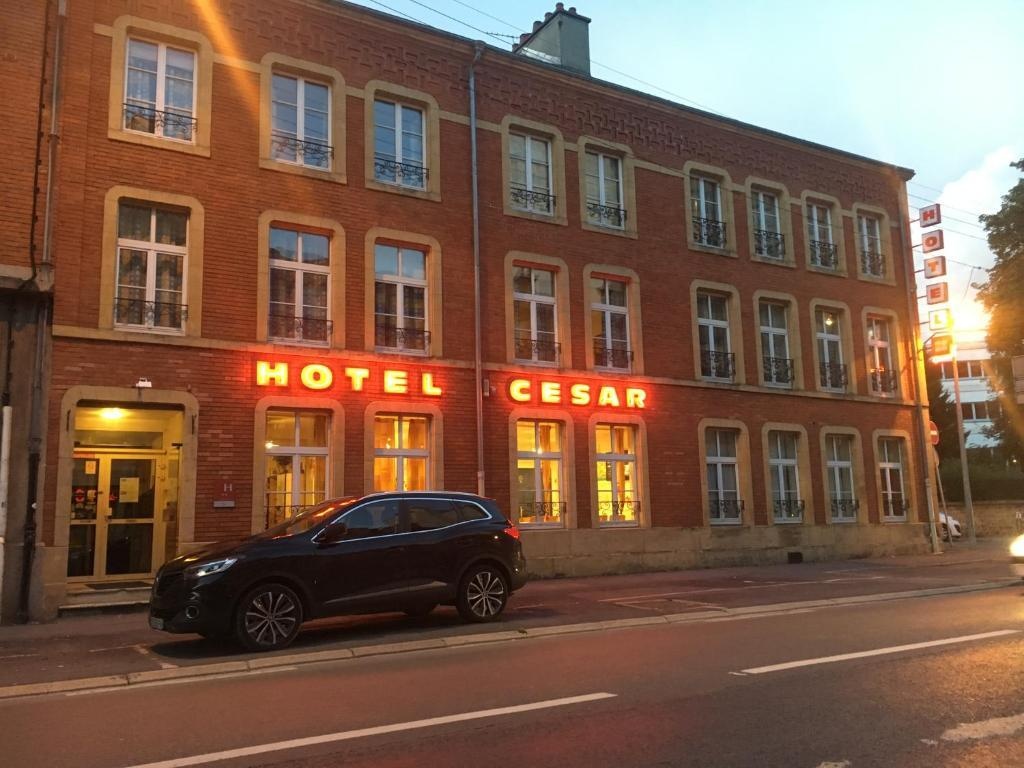 Cesar Hotel 2*