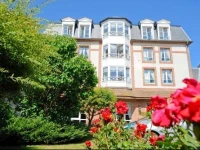 Dormy House 3*