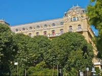Riviera Hotel Guest House 2*