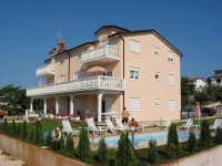Villa Rosa  3*