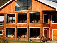 Hosteria Lago Tyndall